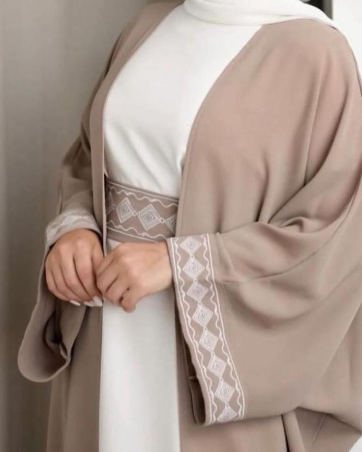 100326081501 إطلالة رمضانية.jpg